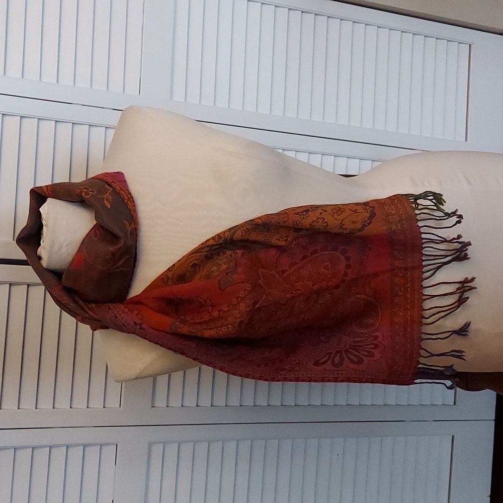 Floral Paisley Wrap Scarf - Picture 4 of 9